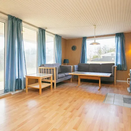 6 Person In Hébergement de vacances *