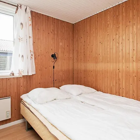 Hébergement de vacances 6 Person In *