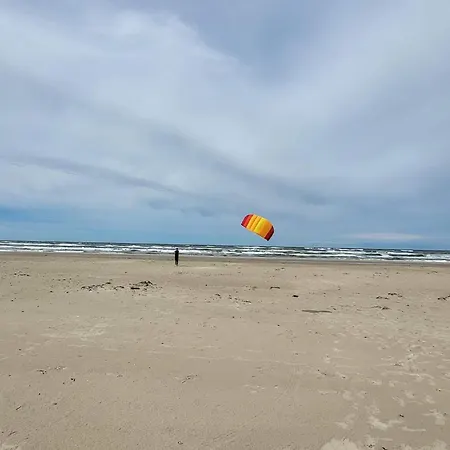 6 Person In *