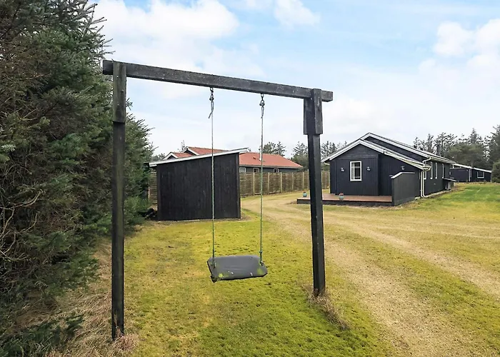 6 Person In Feriehus Løkken